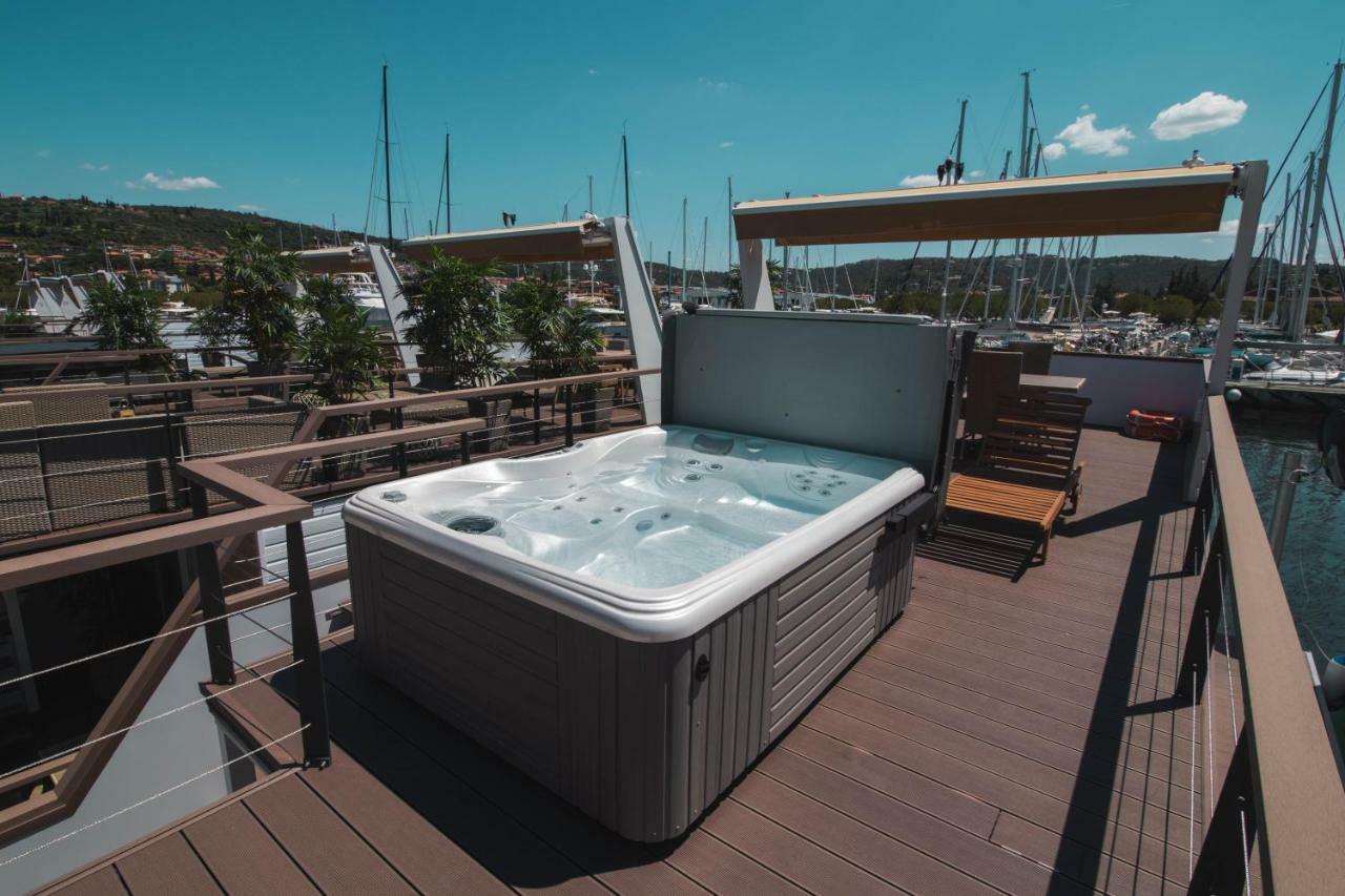 Marina Luxury Houseboat Lace Portoroz Exterior foto